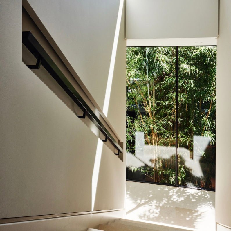 Moon muur primer - SHADES by Eric Kuster