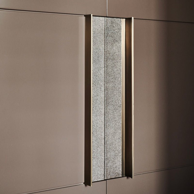 Quartz lak - SHADES by Eric Kuster